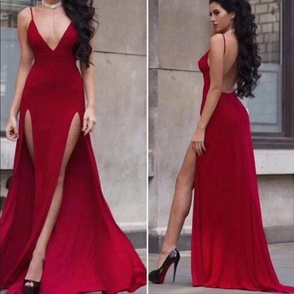 Abyss by Abby Elle Gown with long tail Size XS - Picture 10 of 14